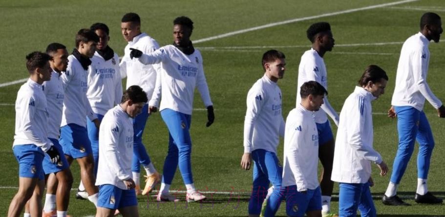 世体:皇马今天下午集结恢复训练 备战密集赛程 世体:皇马今天下午集结恢复训练 备战密集赛程